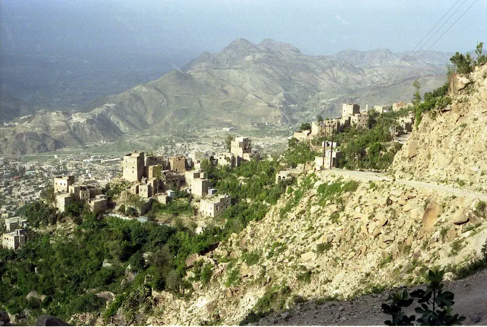 Yemen ordusu: Taiz’de Husi mevzilerine 71 saldırı düzenlendi. Arşiv fotoğrafı.